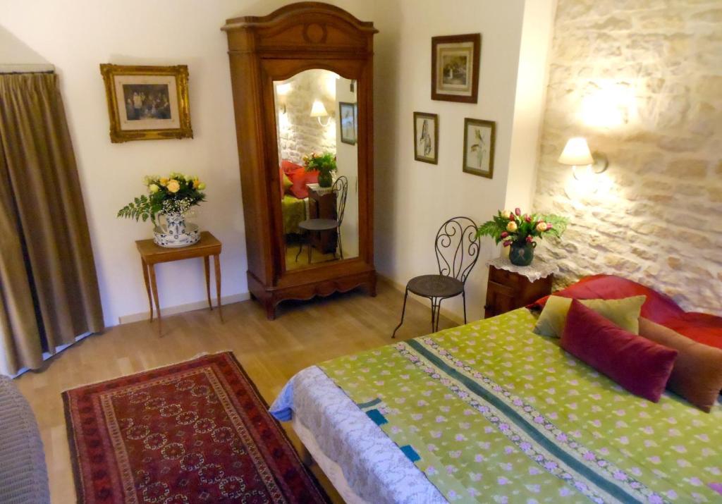 Auberge De La Tuilerie Surgy Kültér fotó